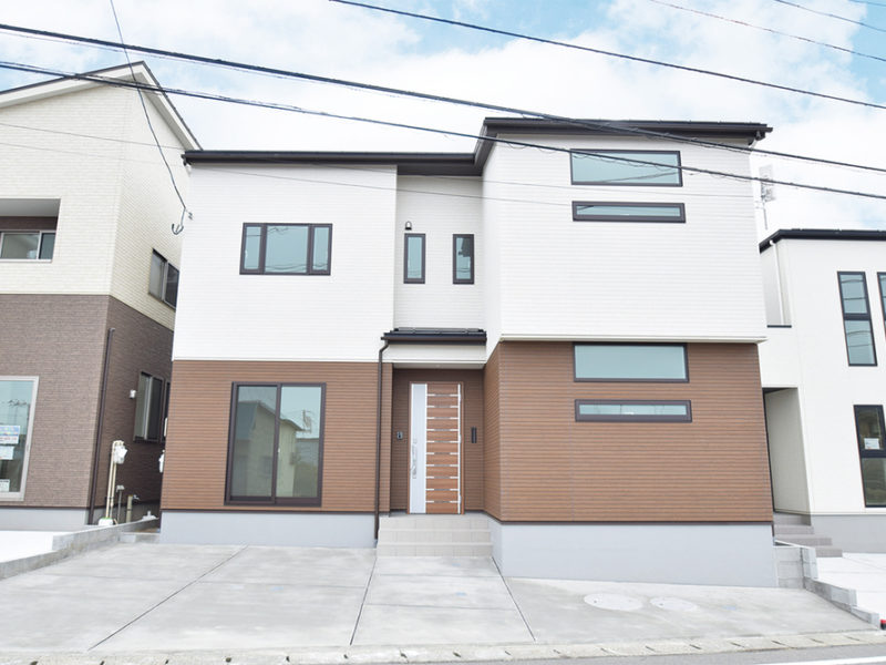 新潟市西区五十嵐二の町 新築B棟