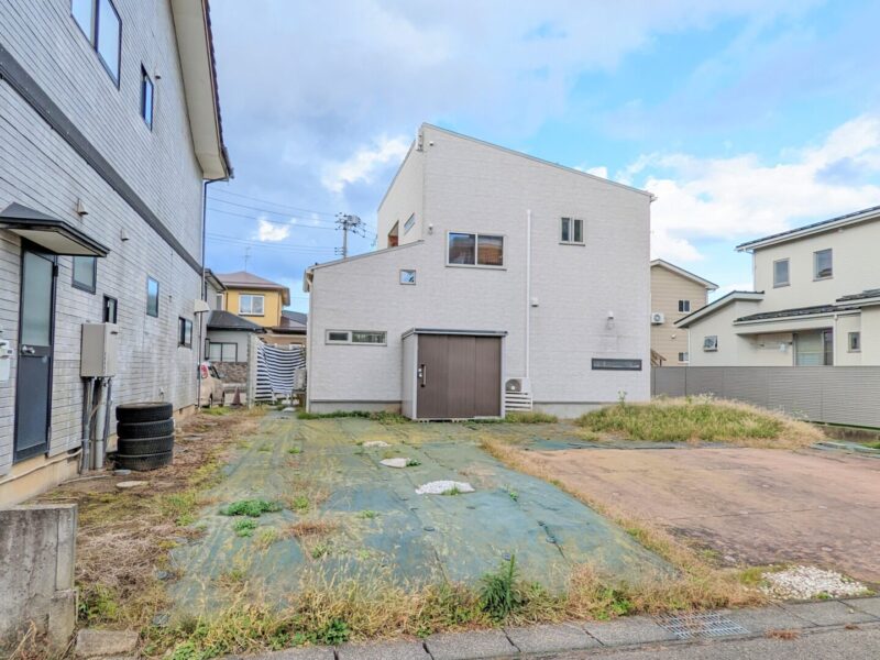 新潟市西蒲区旗屋584-3